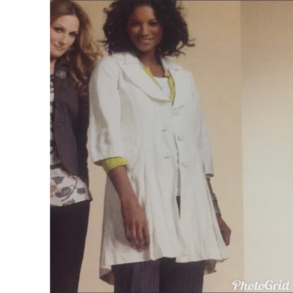 CAbi White Artist Coat NEW
